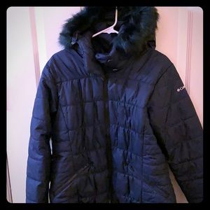 Navy Columbia puff coat